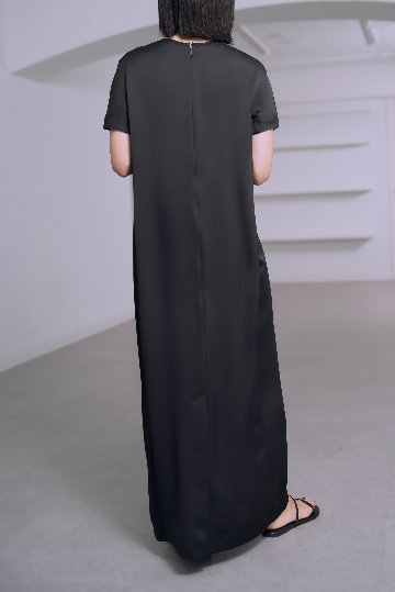 Manon Satin Black の画像