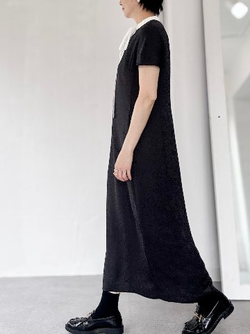 Manon Satin Black の画像