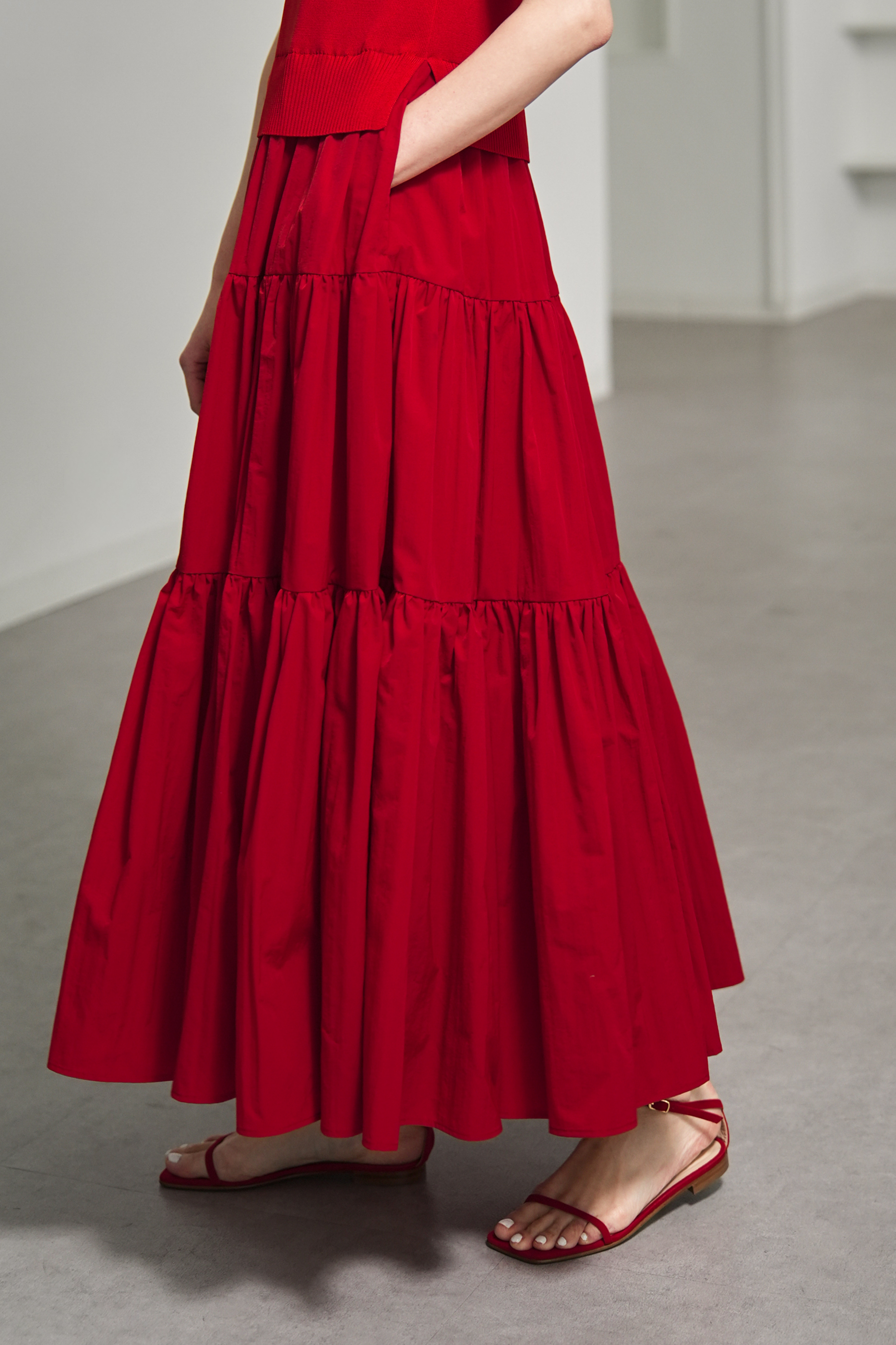 Hester Redの画像