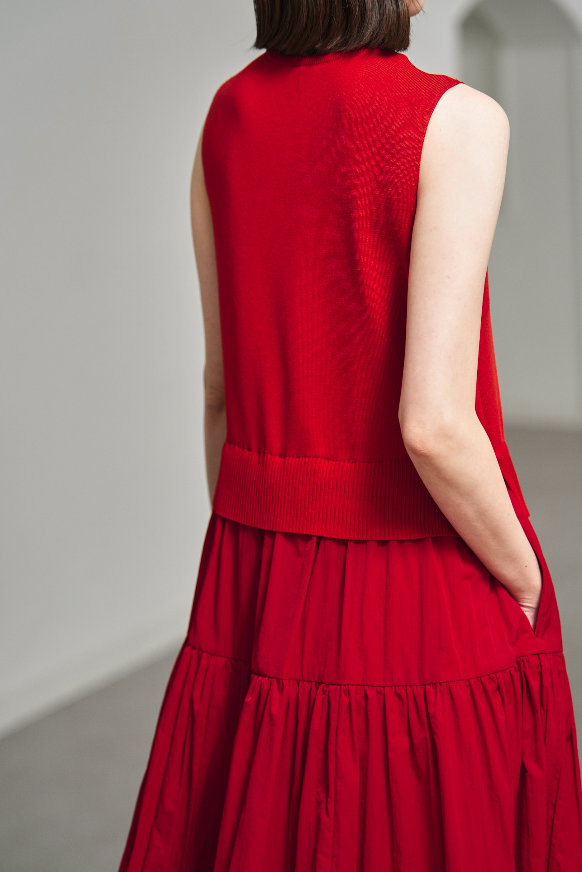 Hester Redの画像