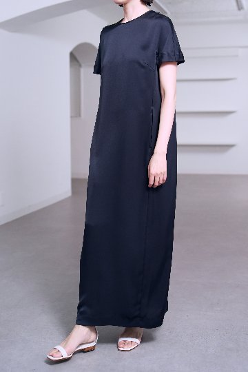 Manon Satin Navy の画像