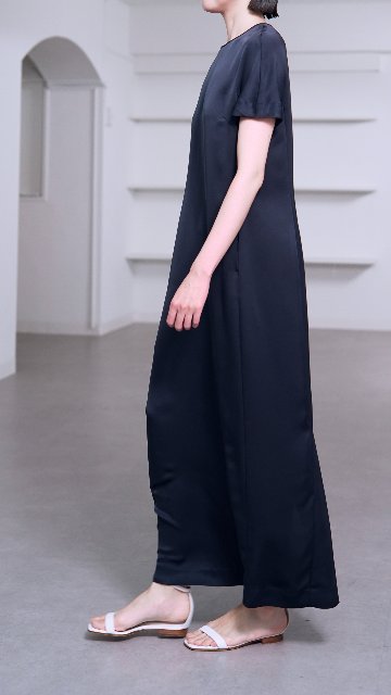 Manon Satin Navy の画像