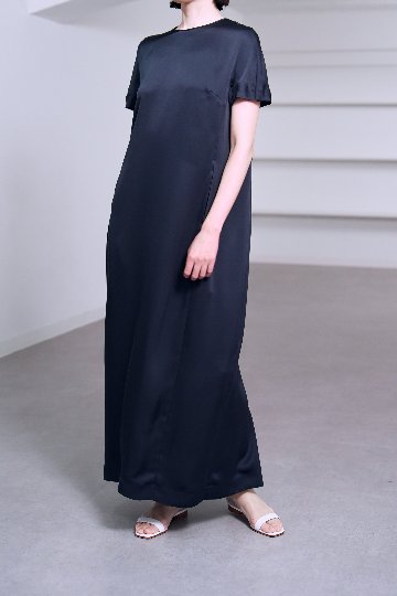 Manon Satin Navy の画像