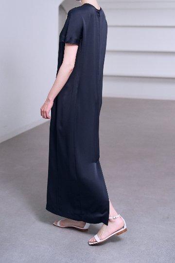 Manon Satin Navy の画像