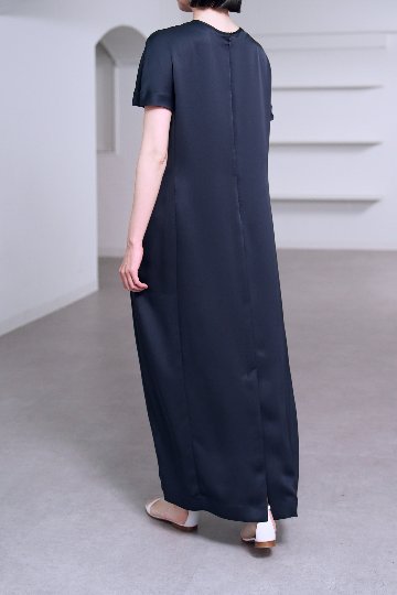 Manon Satin Navy の画像