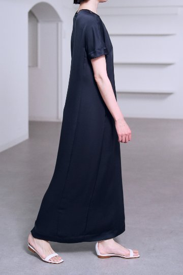 Manon Satin Navy の画像