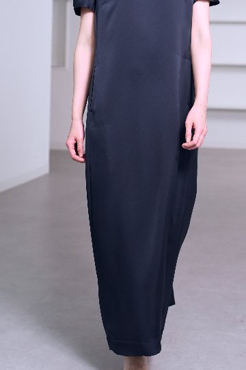 Manon Satin Navy の画像