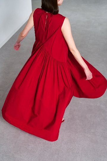 Nadia Redの画像