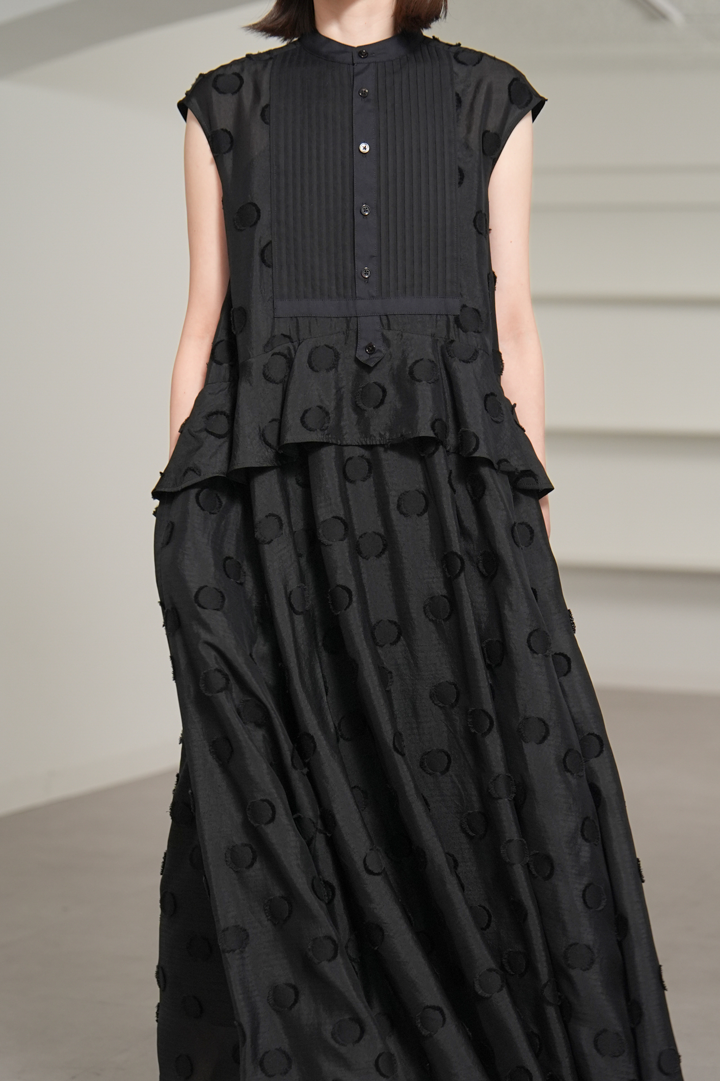 Leslie Dot Blackの画像