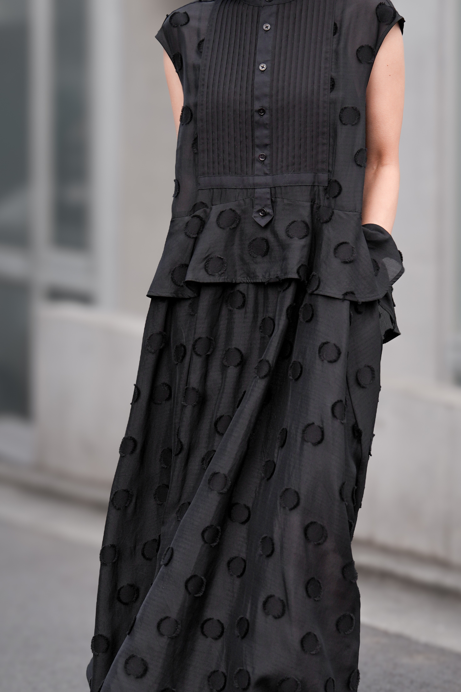 Leslie Dot Blackの画像