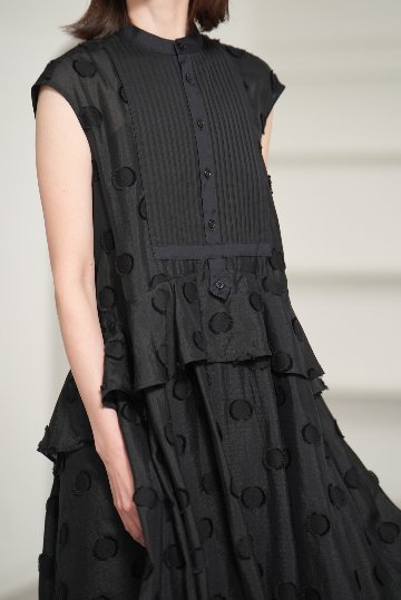 Leslie Dot Blackの画像