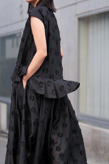 Leslie Dot Blackの画像
