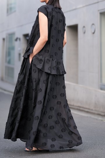 Leslie Dot Blackの画像