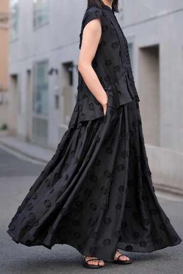 Leslie Dot Blackの画像