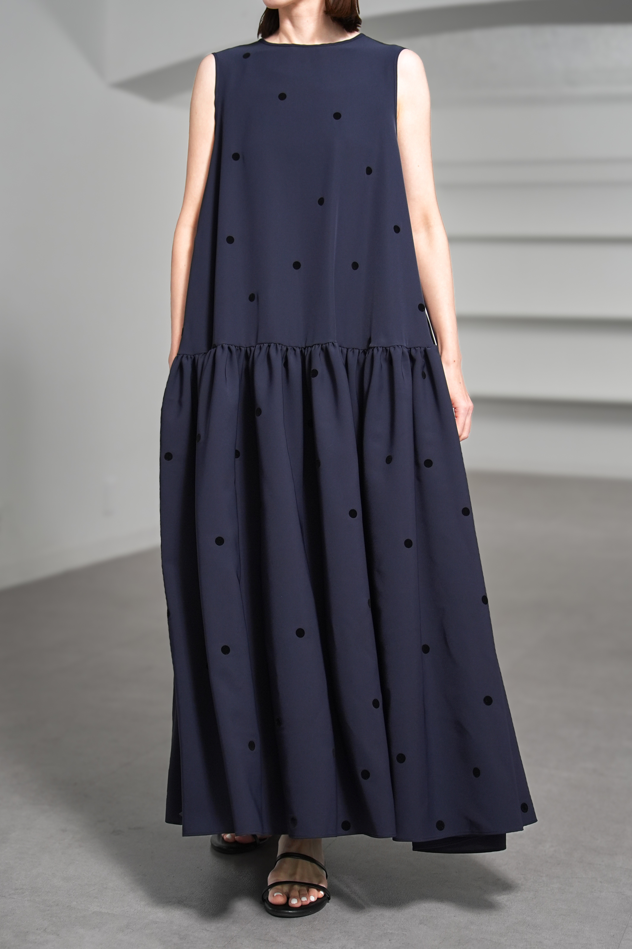 Nadia Dot Navy/Blackの画像