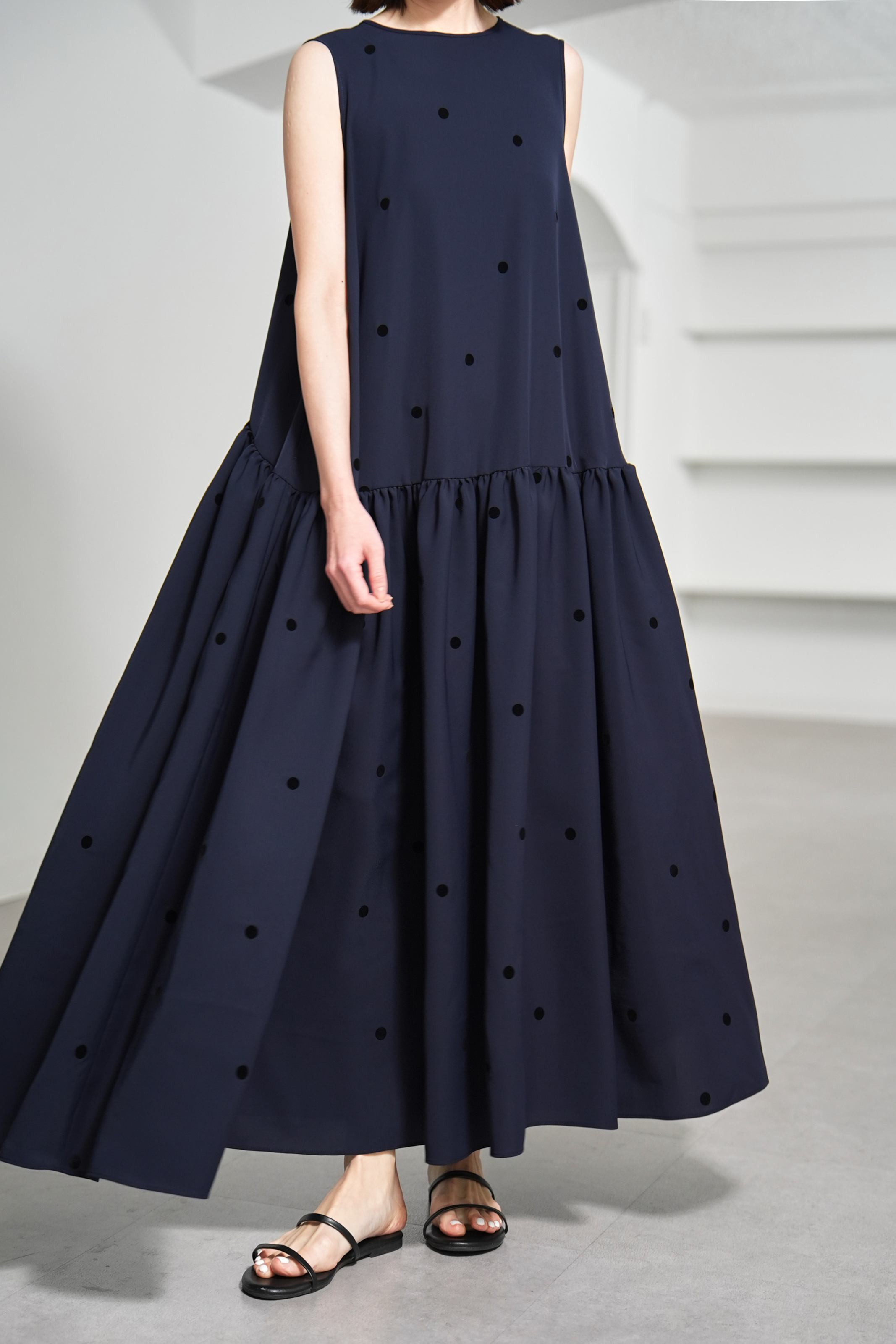 Nadia Dot Navy/Blackの画像