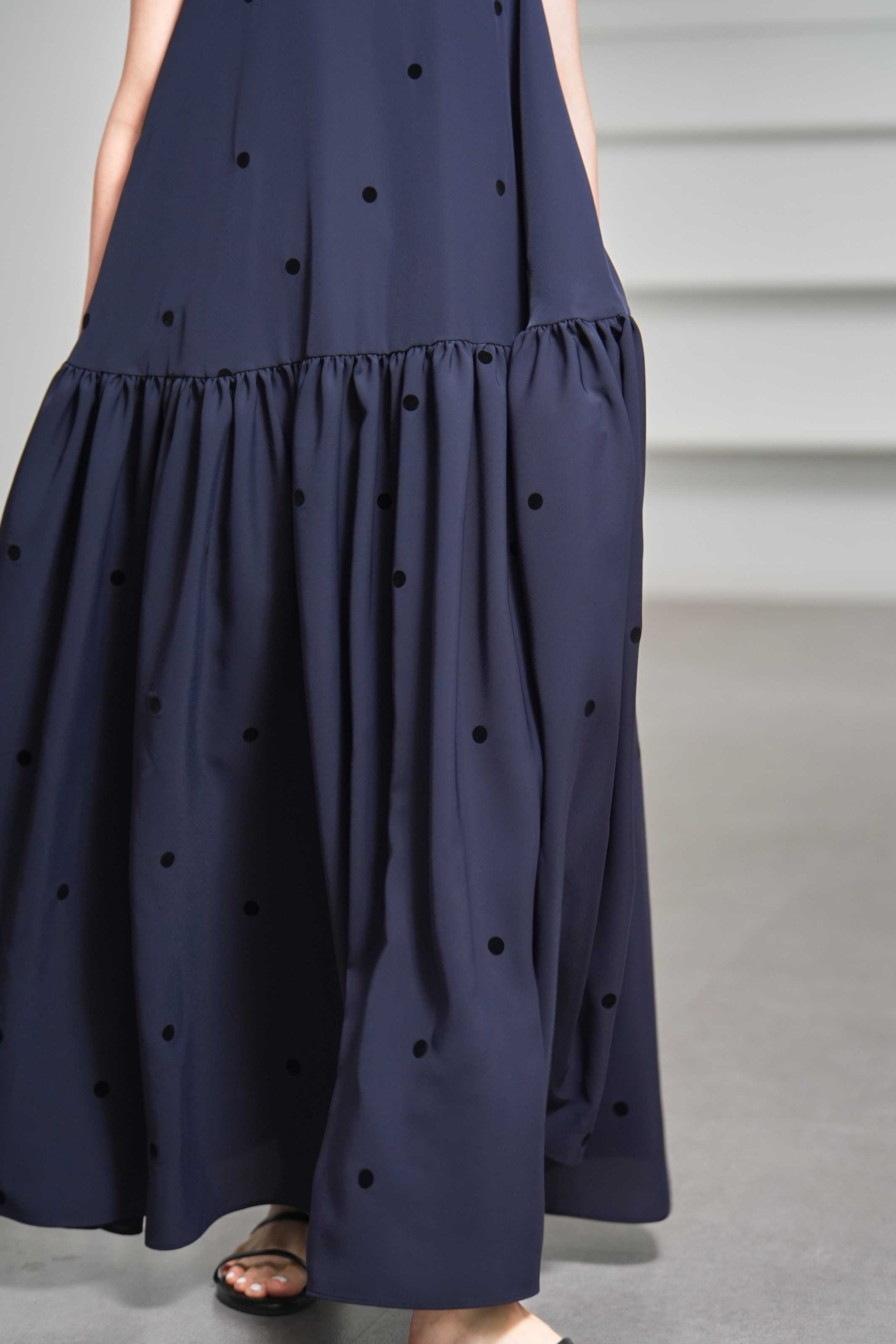 Nadia Dot Navy/Blackの画像