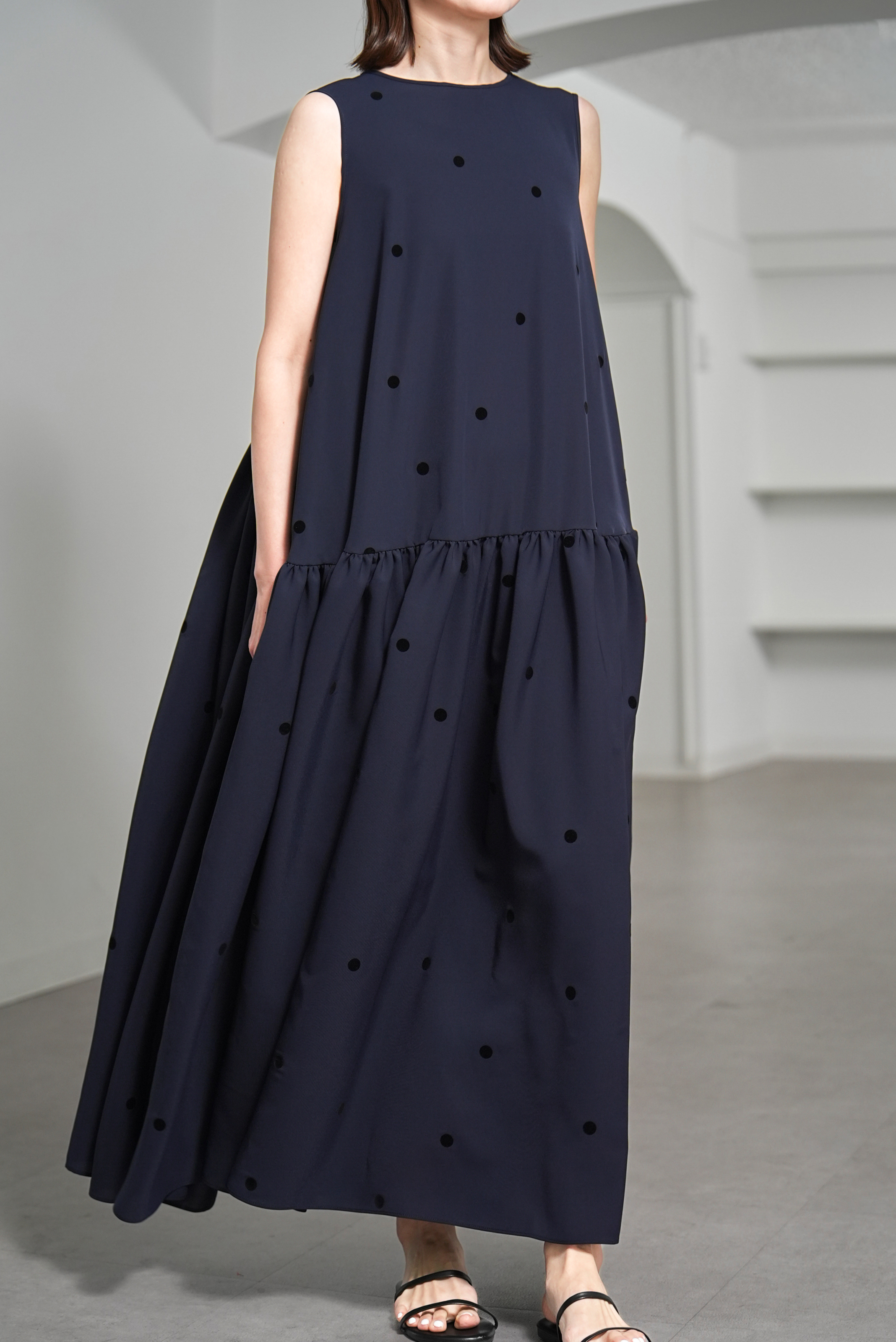 Nadia Dot Navy/Blackの画像