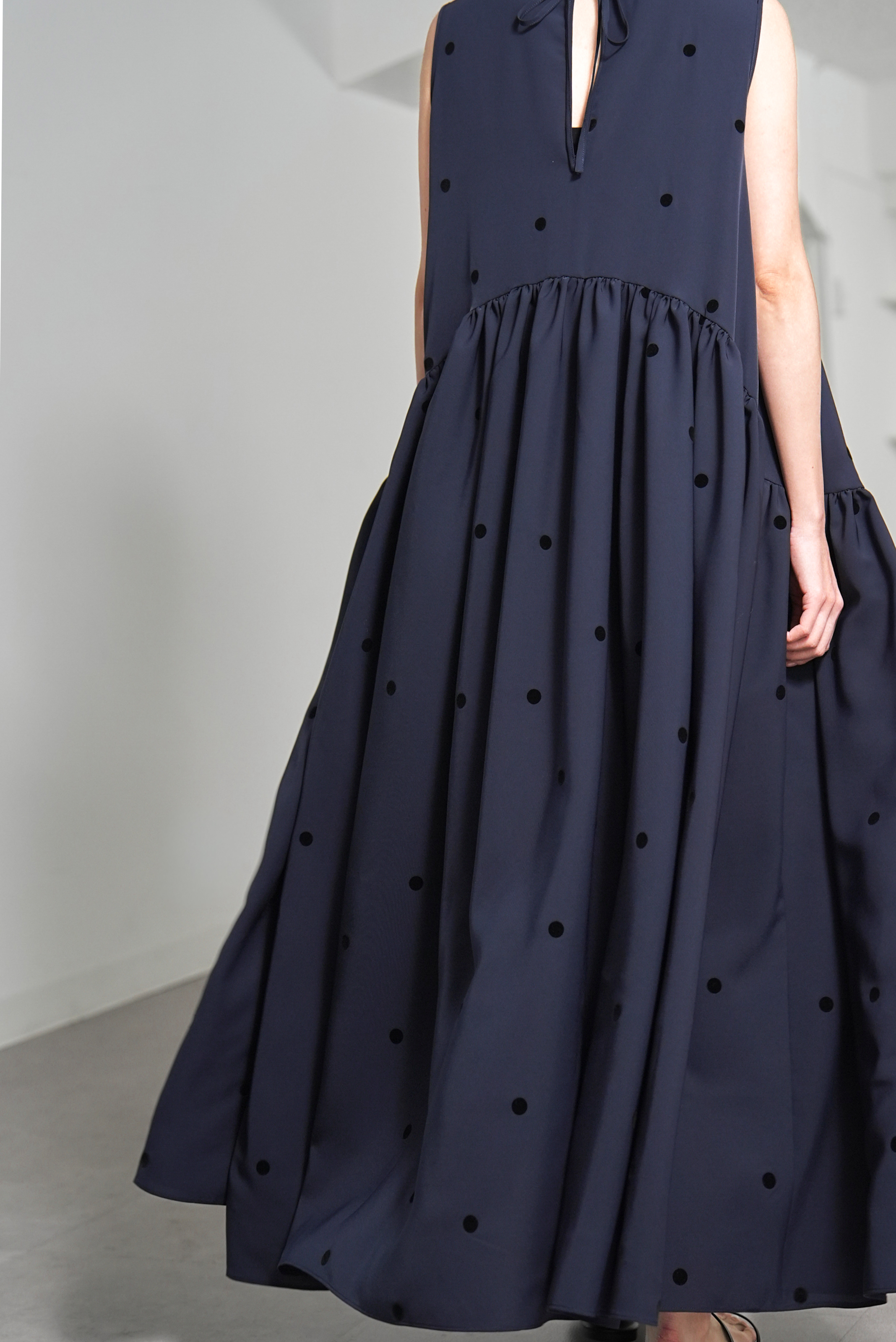 Nadia Dot Navy/Blackの画像