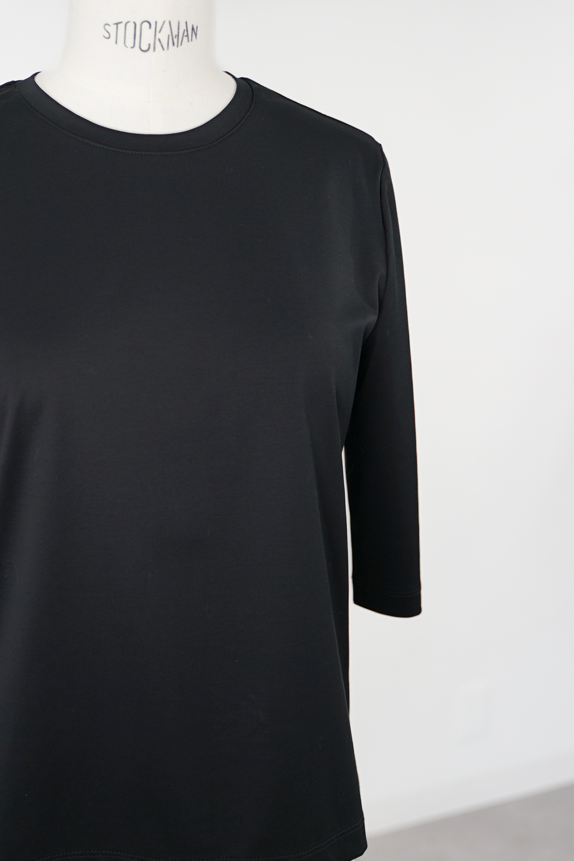 Sabrina Premium Blackの画像