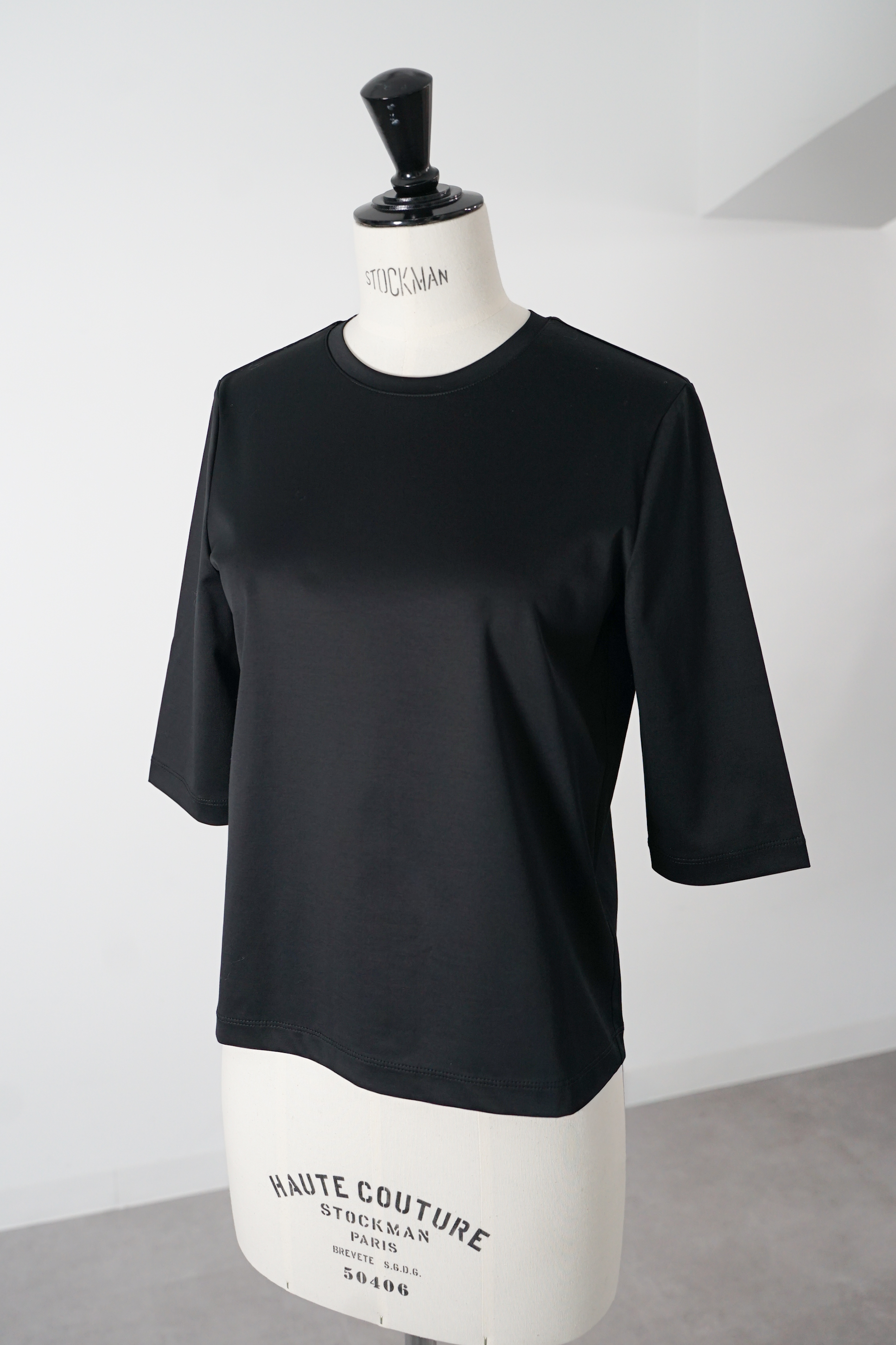 Sabrina Premium Blackの画像