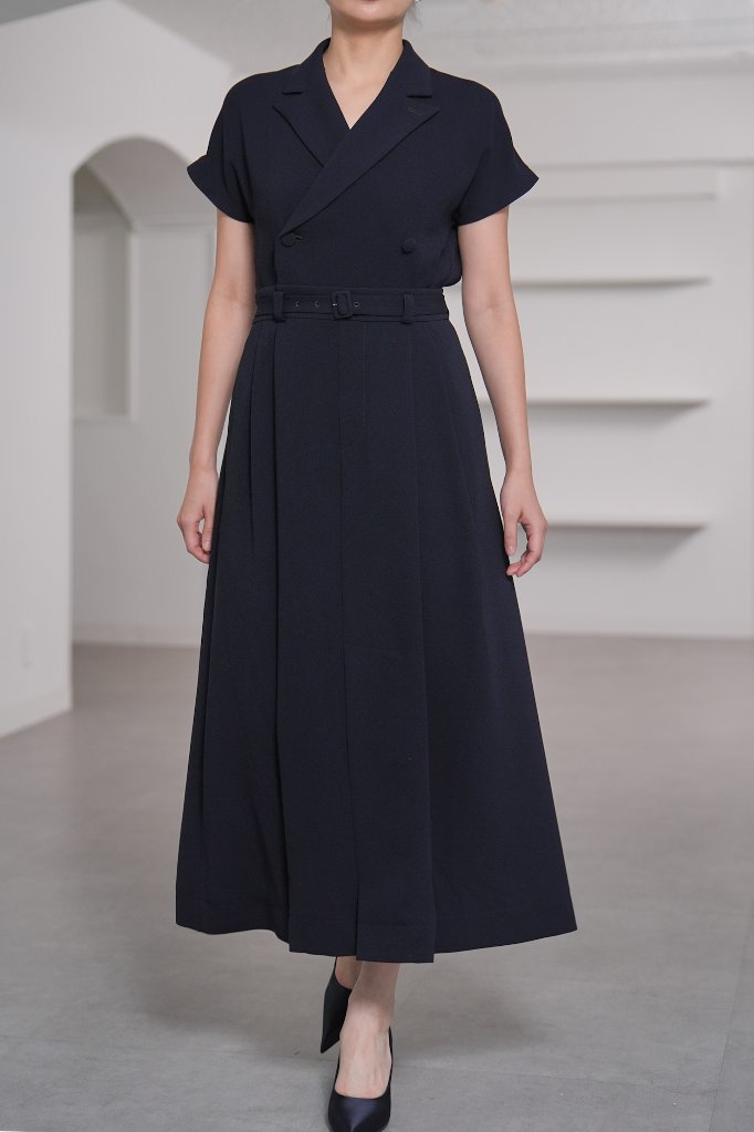 Elliot Navyの画像