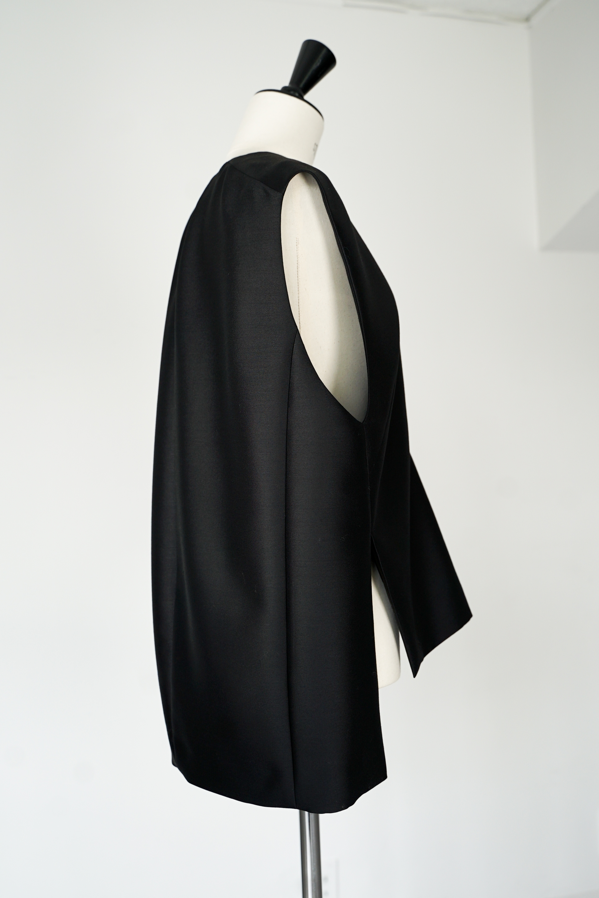 Mason Silk Wool Blackの画像