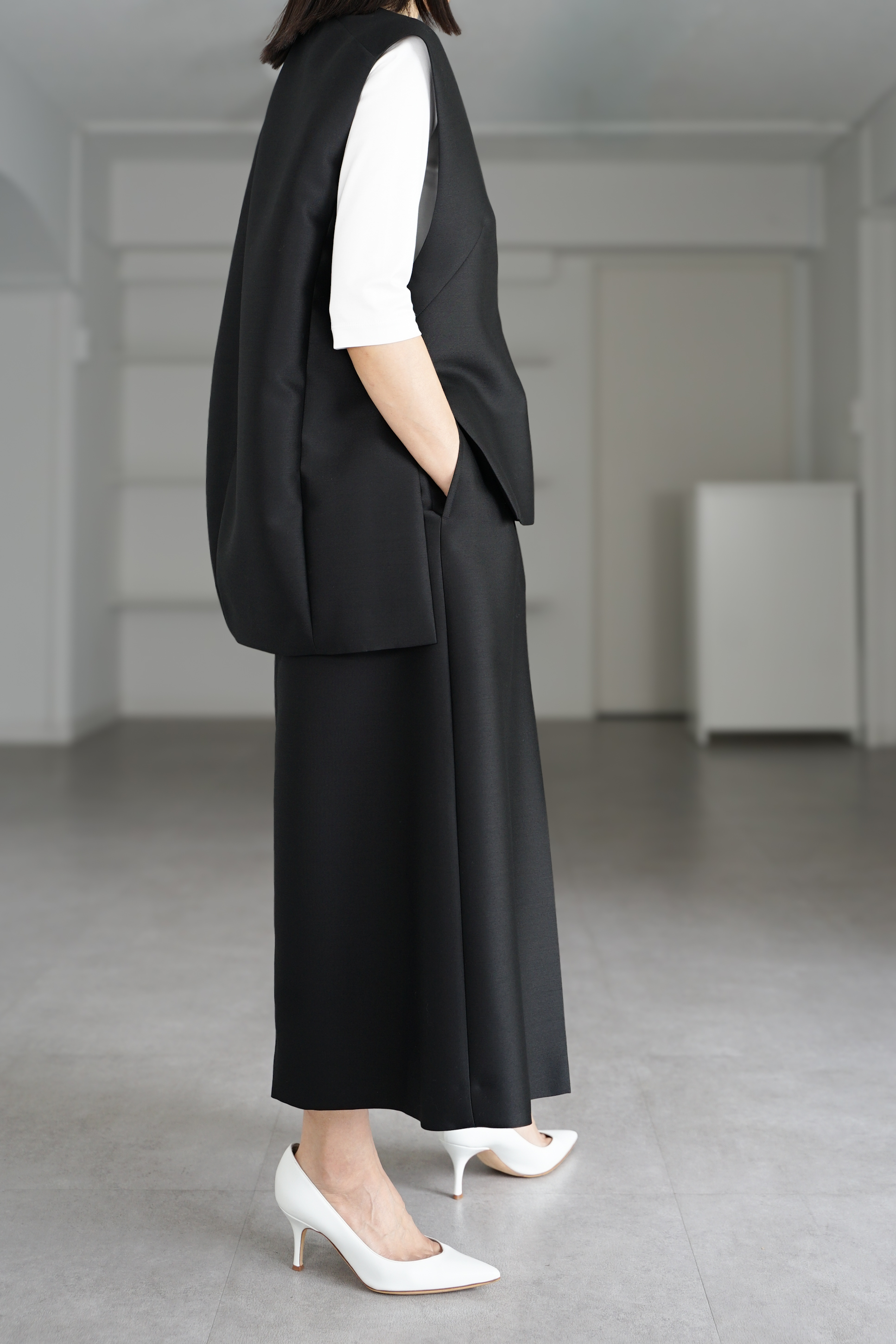 Giselle Silk Wool Blackの画像