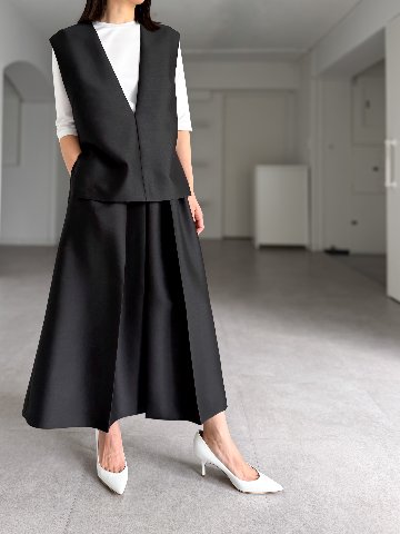 Giselle Silk Wool Blackの画像
