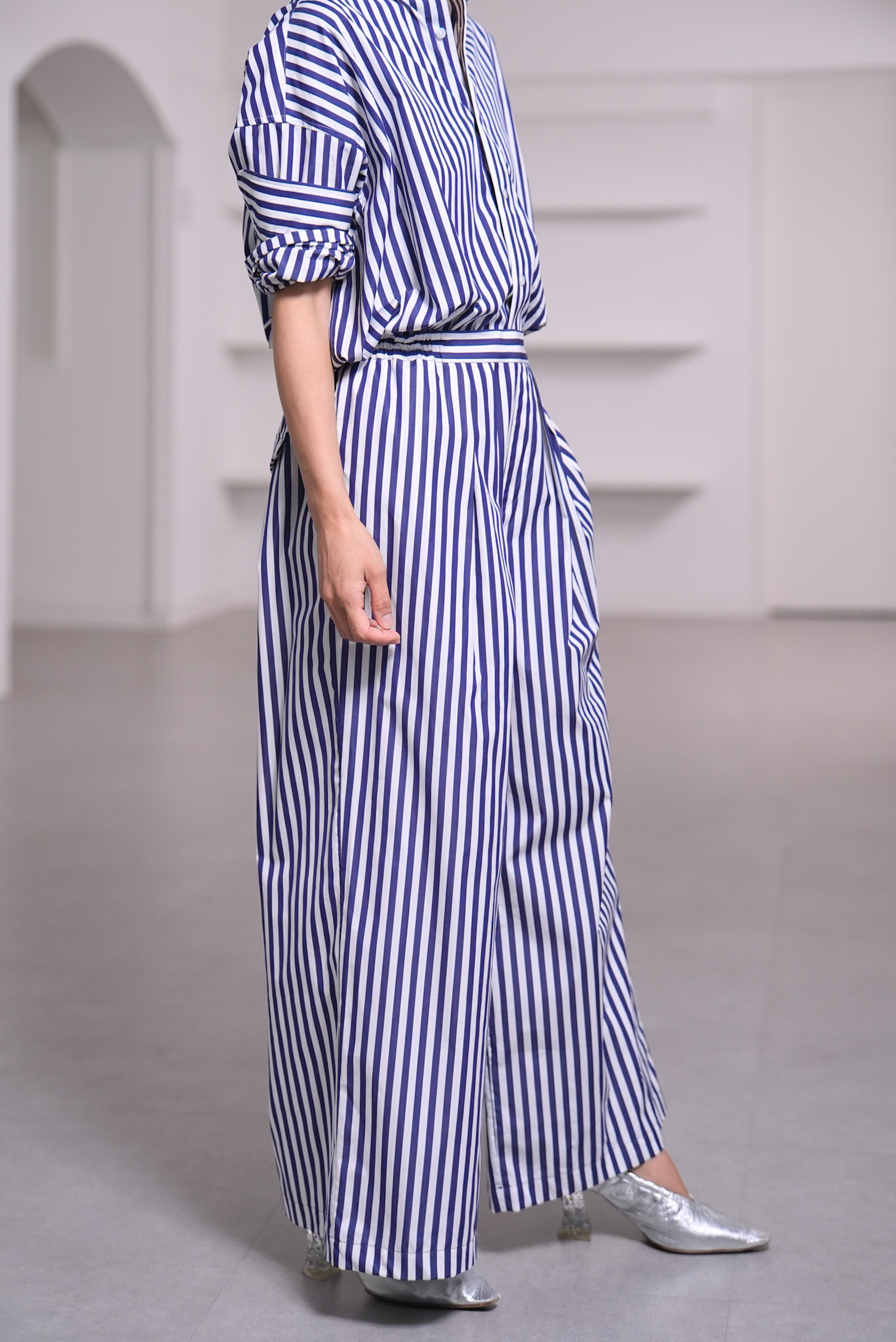Rowan Stripe White/Navyの画像