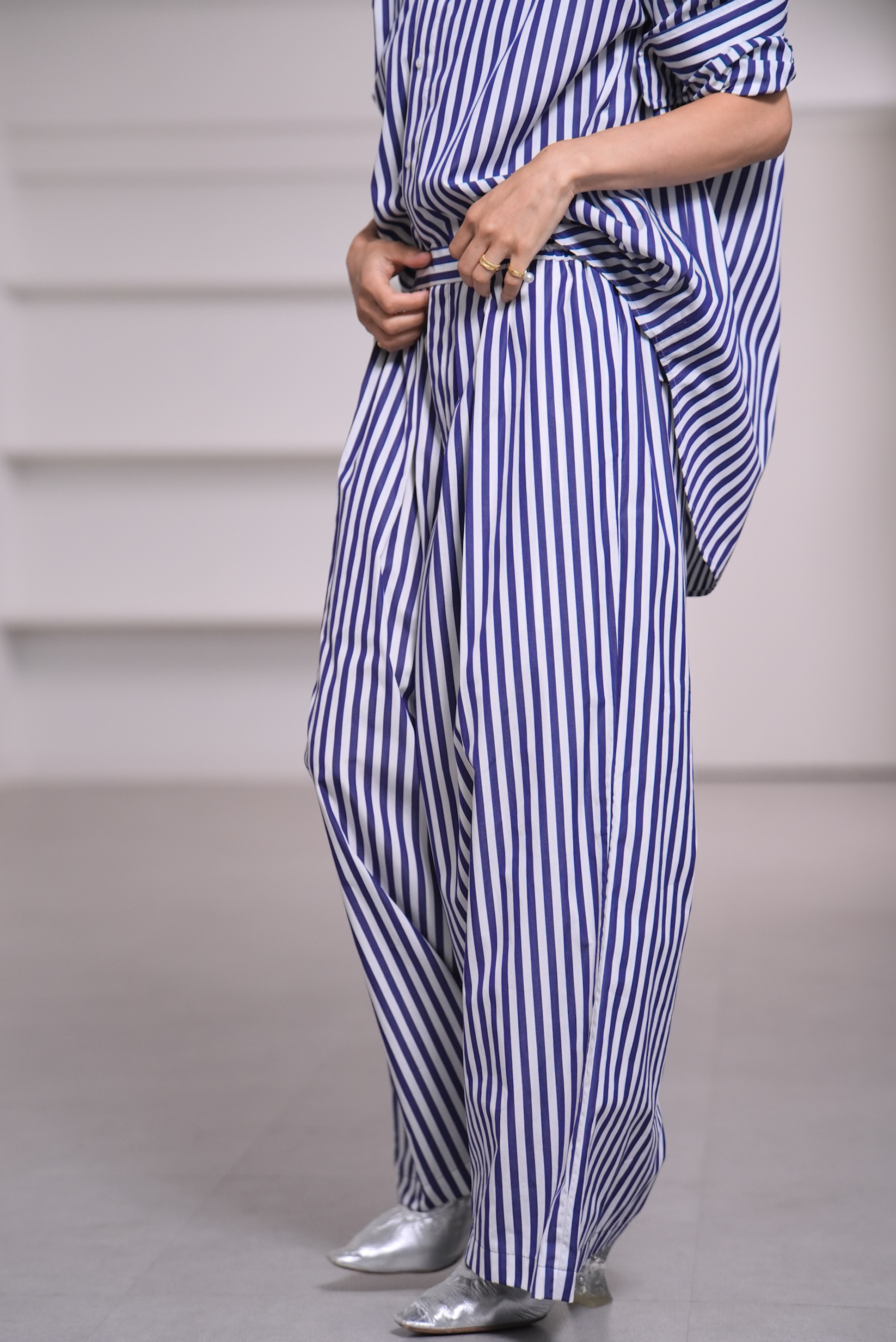 Rowan Stripe White/Navyの画像