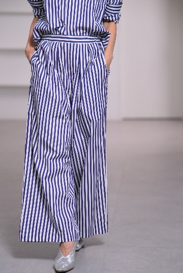 Rowan Stripe White/Navyの画像