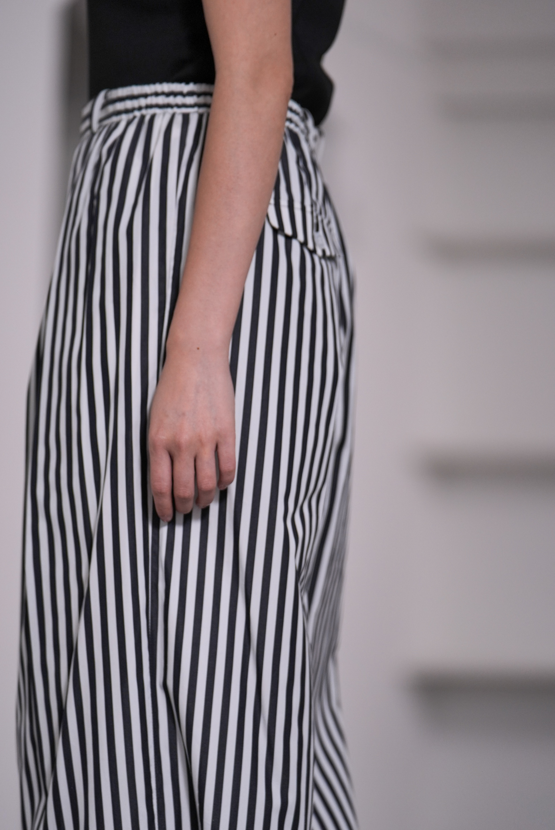 Rowan Stripe White/Blackの画像