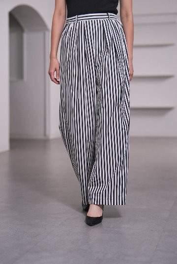 Rowan Stripe White/Blackの画像
