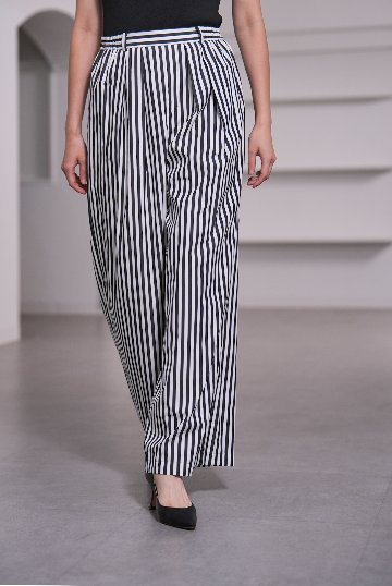 Rowan Stripe White/Blackの画像