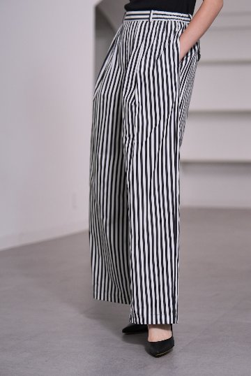 Rowan Stripe White/Blackの画像