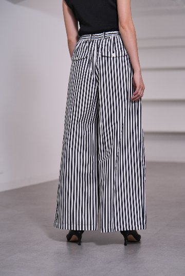 Rowan Stripe White/Blackの画像