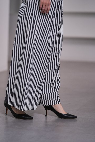 Rowan Stripe White/Blackの画像