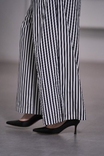 Rowan Stripe White/Blackの画像