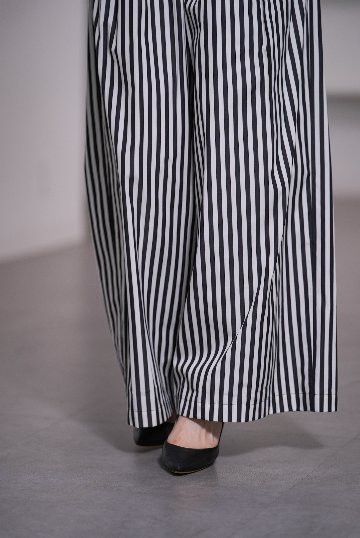 Rowan Stripe White/Blackの画像