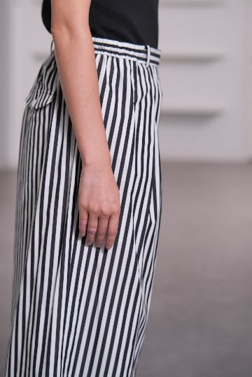 Rowan Stripe White/Blackの画像