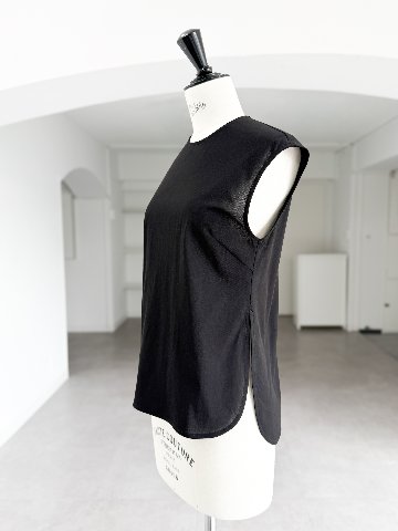 【７月中旬デリバリー予定】Mila Blackの画像