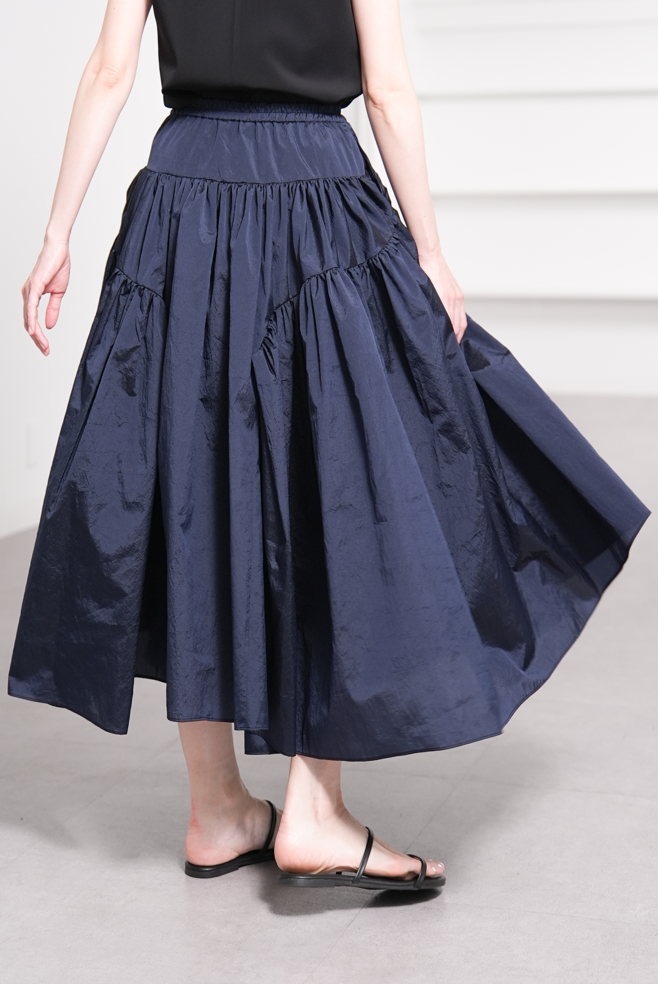 Eleanor Seashell Navyの画像