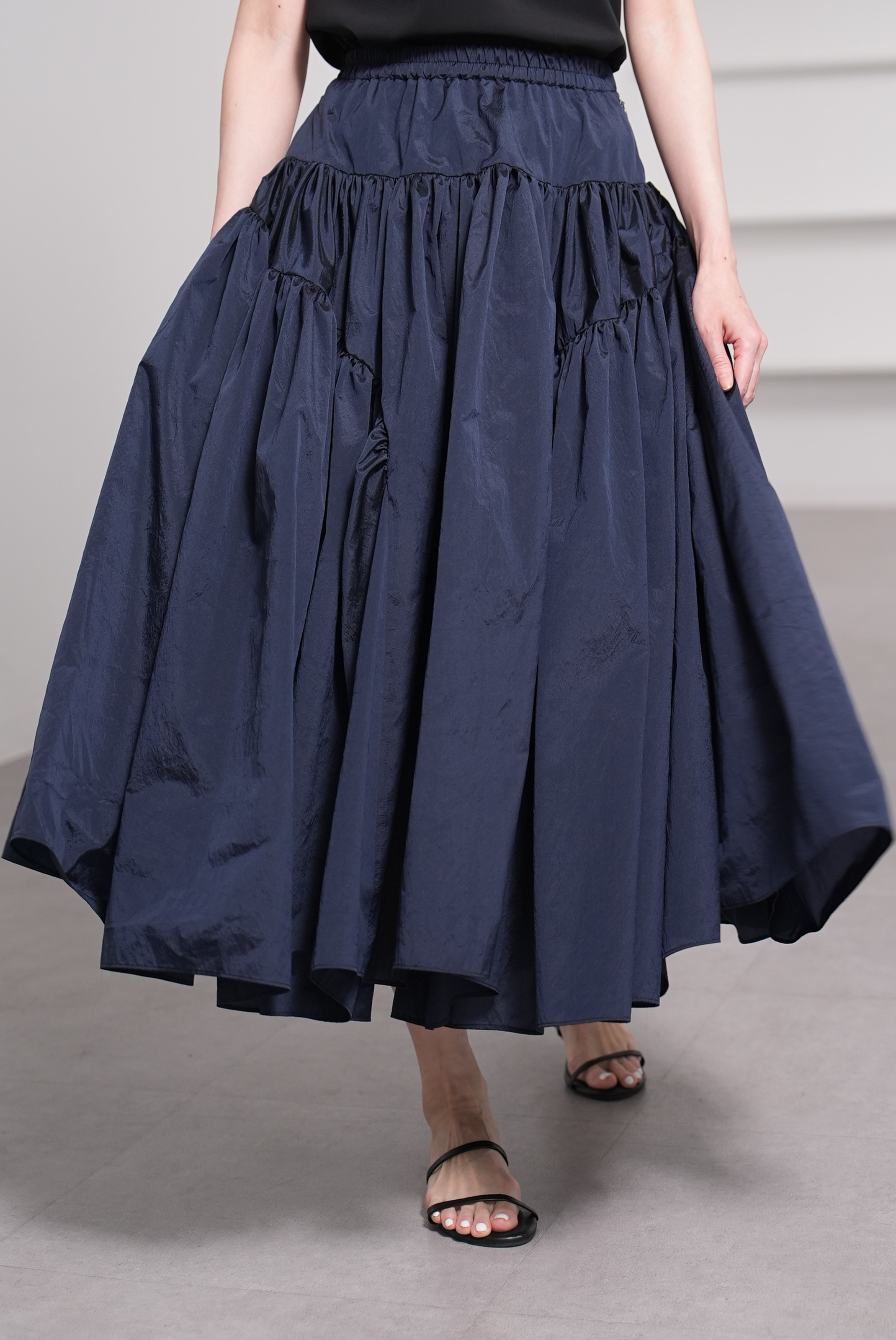 Eleanor Seashell Navyの画像