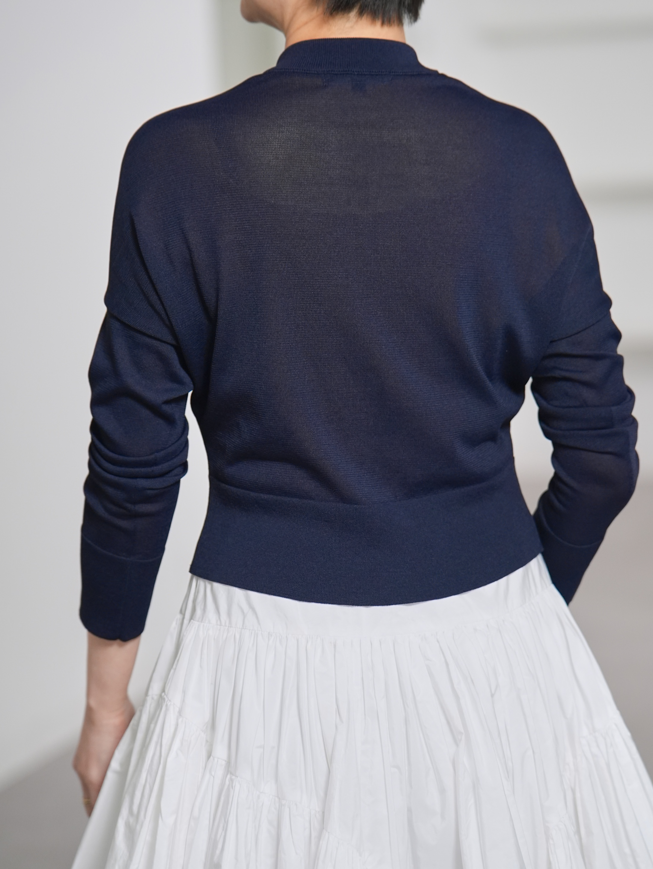 Demi Sheer Navyの画像