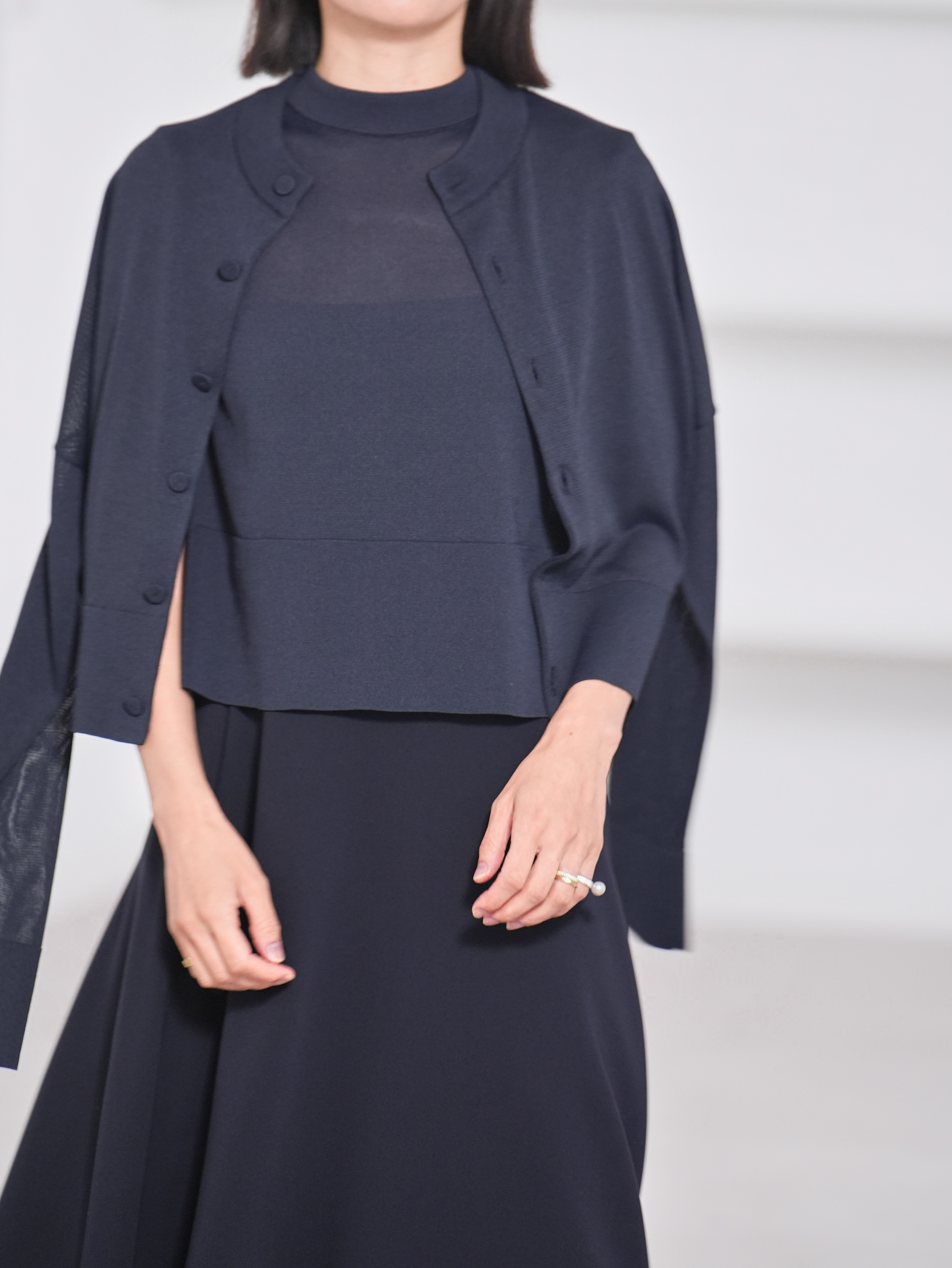 Darcy Sheer Navyの画像