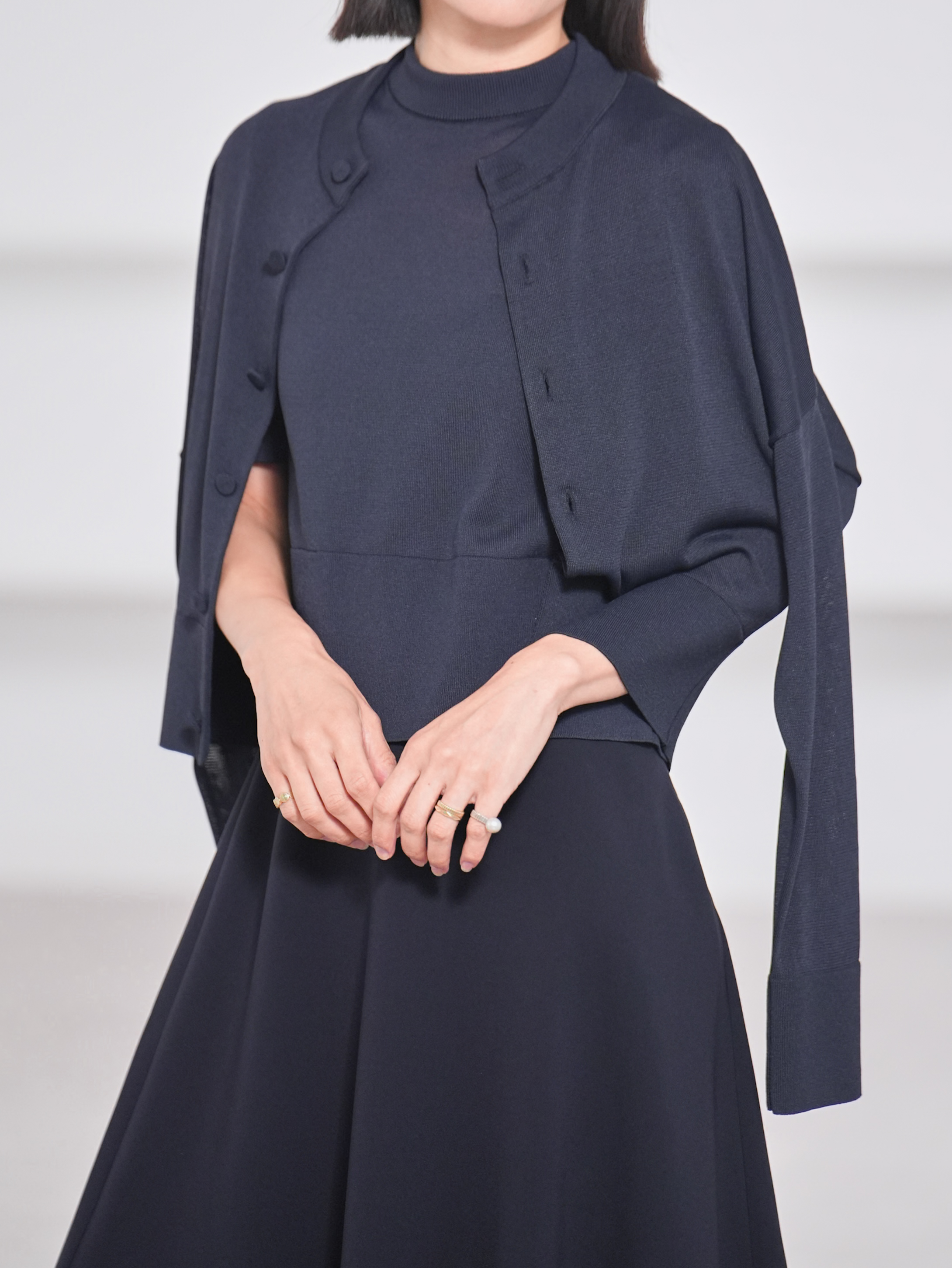 Darcy Sheer Navyの画像