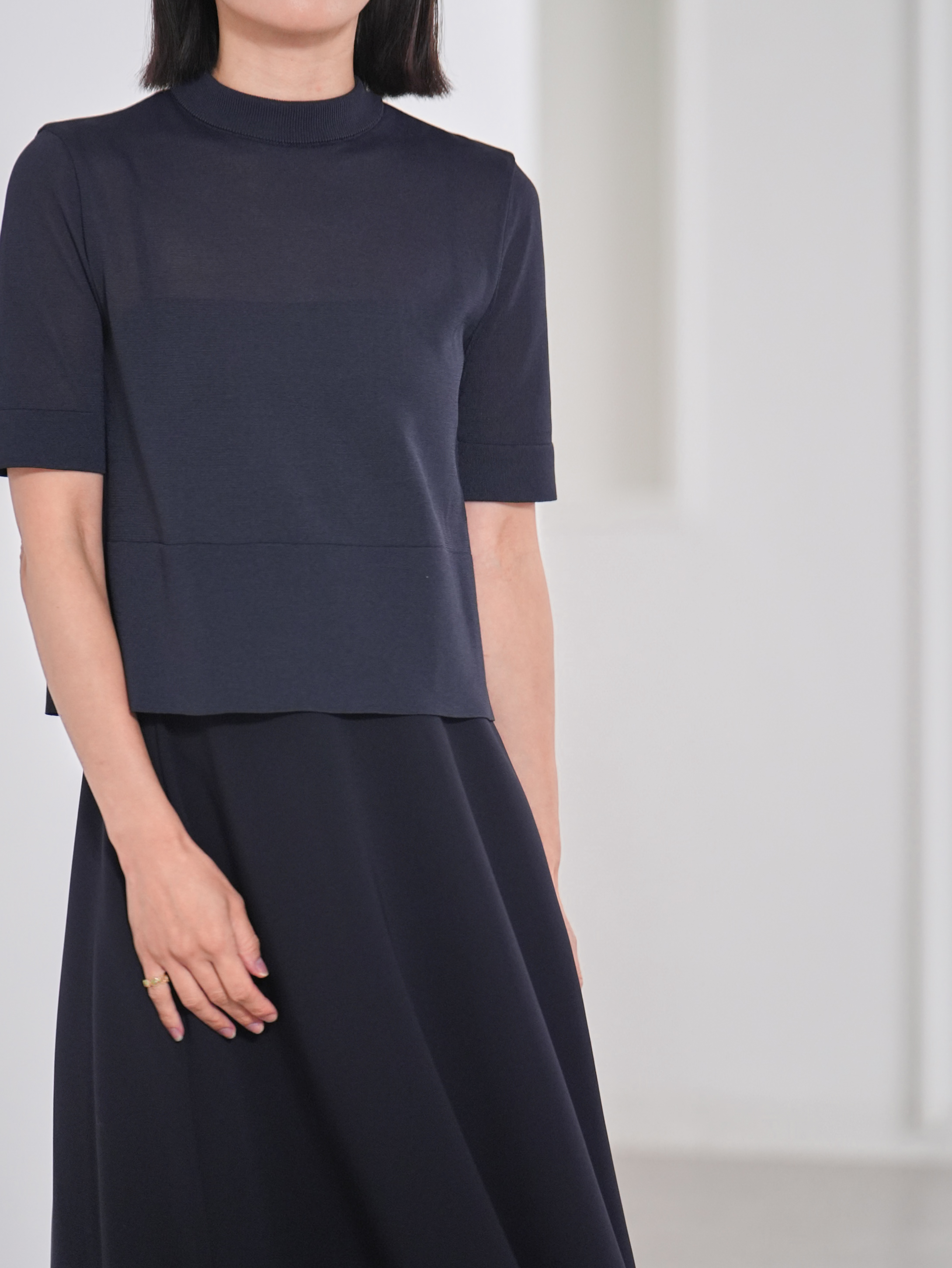 Darcy Sheer Navyの画像