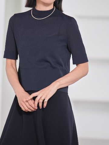 Darcy Sheer Navyの画像