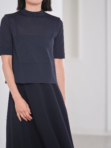 Darcy Sheer Navyの画像